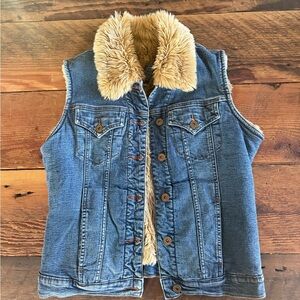 Y2K Jag Jeans Tan Faux Fur-Lined Denim Vest